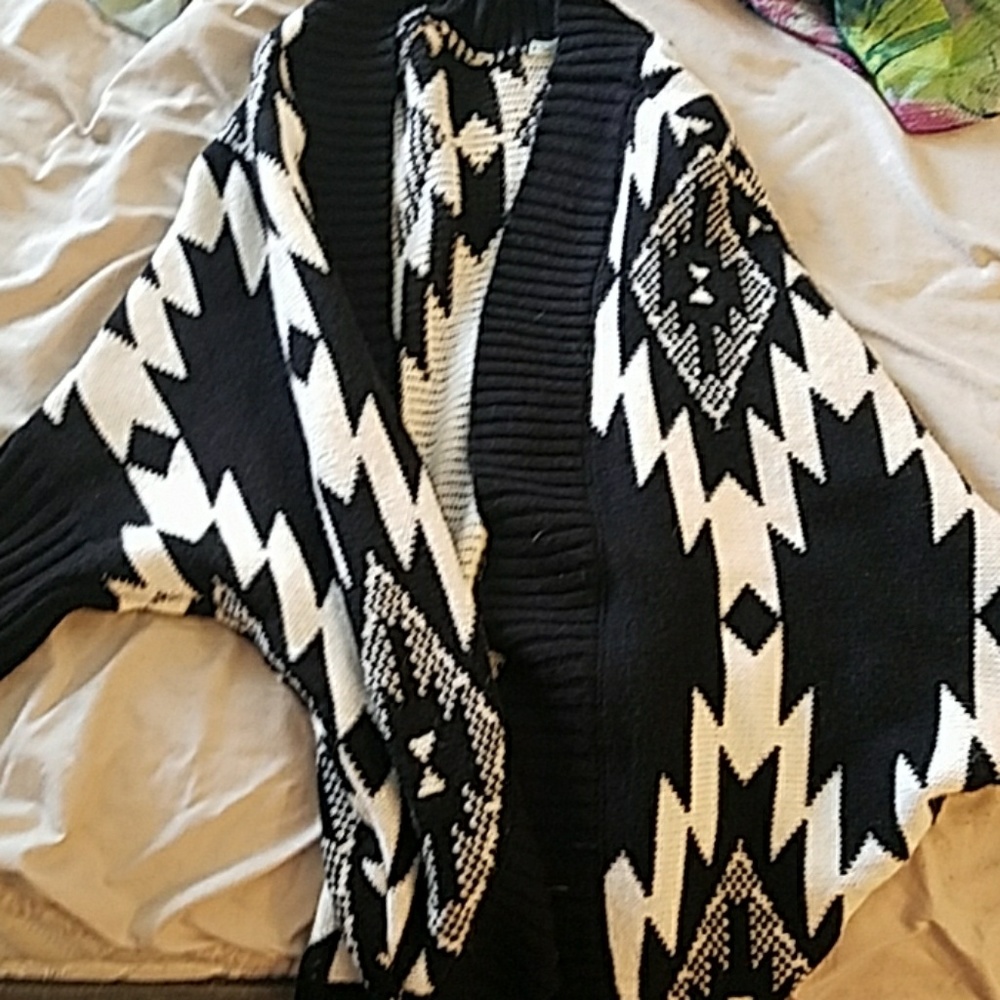 Poncho cardigan